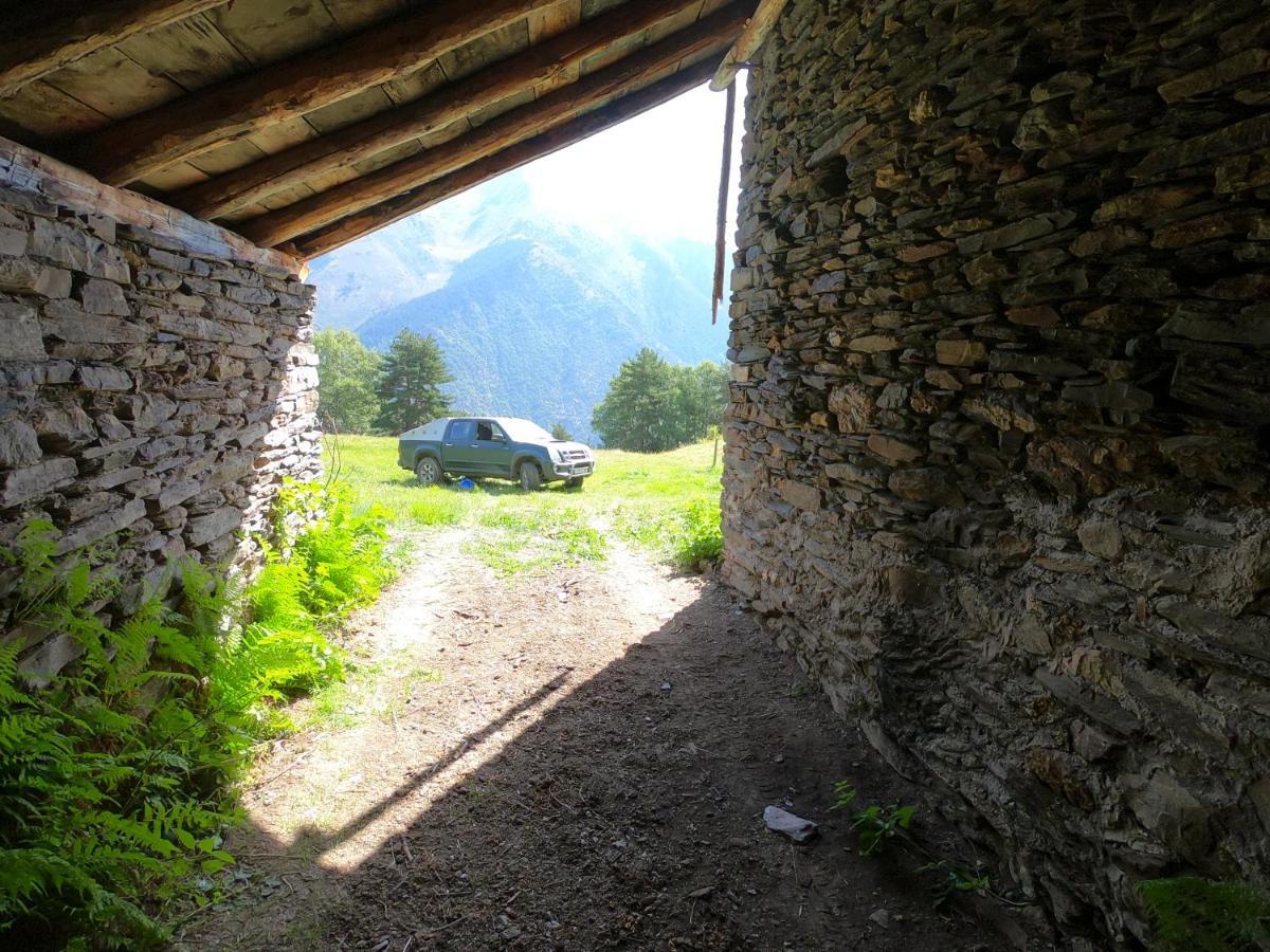 Bordes Pirineu, Costuix Otel Areu Dış mekan fotoğraf
