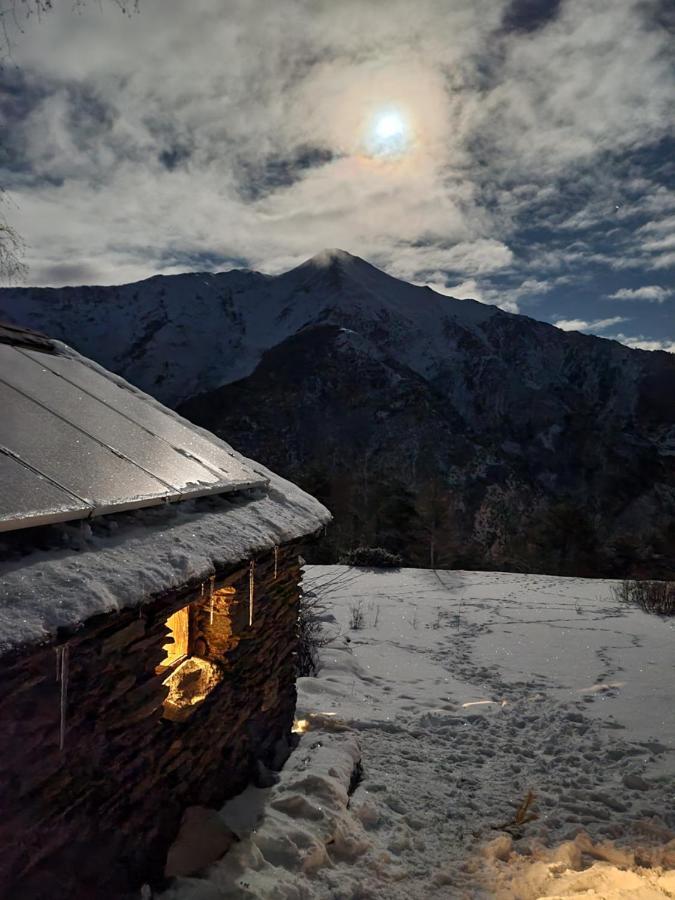Bordes Pirineu, Costuix Otel Areu Dış mekan fotoğraf